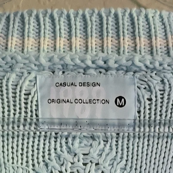 Taylor Swift Inspired 1989 Light blue Knit Cardigan Size Medium - Picture 8 of 9